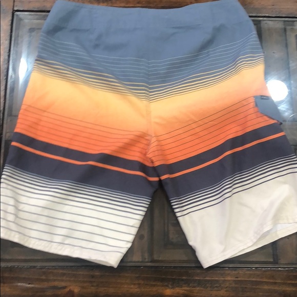 O’Neill shorts - Picture 2 of 3